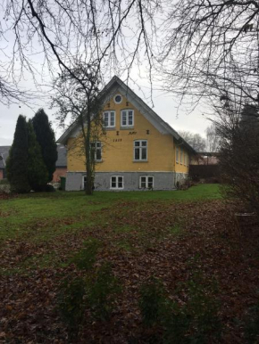 Гостиница Allesø Gl. sognefoged gård  Оденсе